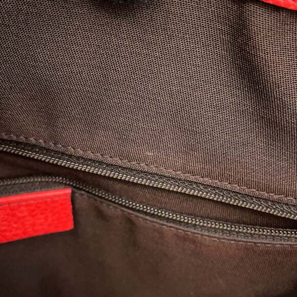 GUCCI Authentic Brown Leather Shoulder Bag - Picture 11 of 16